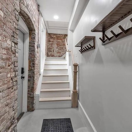 Carriage House Loft - King Bed And Garage Parking Apartamento Buffalo Exterior foto